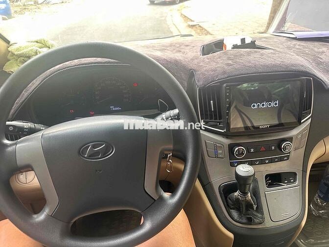 Hyundai Starex 2017 116.680 km Bạc