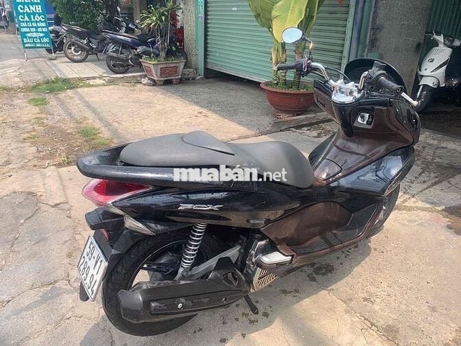 Honda PCX màu Đen
