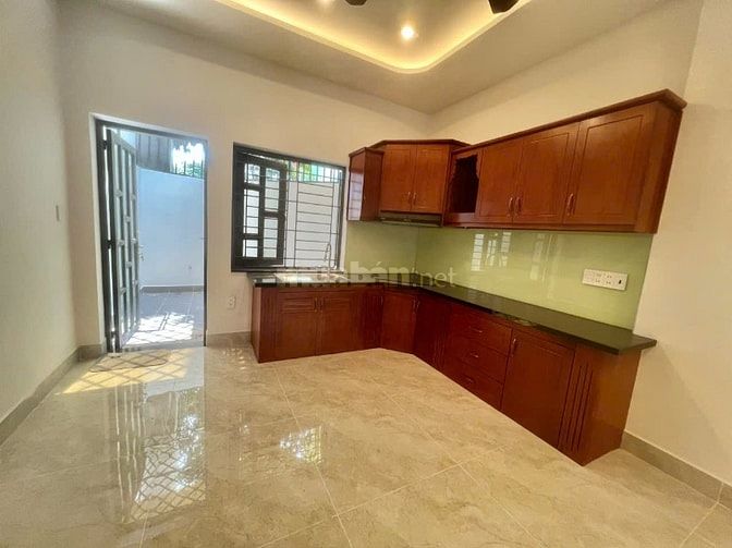 Chủ cần bán nhà mặt tiền đường số 13 BTT Q2