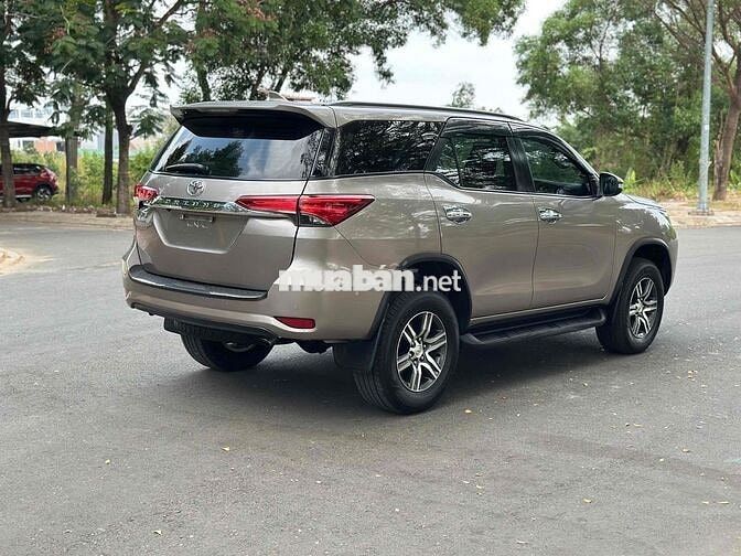Toyota Fortuner 2020 2.4AT 4x2  - 110000 km
