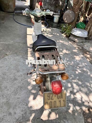 Honda Super Cub 81 50cc Xanh rêu
