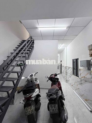 Chính chủ cho thuê nhà 12tr - 3 pn tại Quận 3
