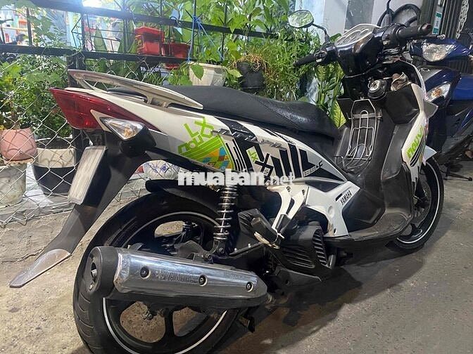 Yamaha Nouvo 4 màu Trắng