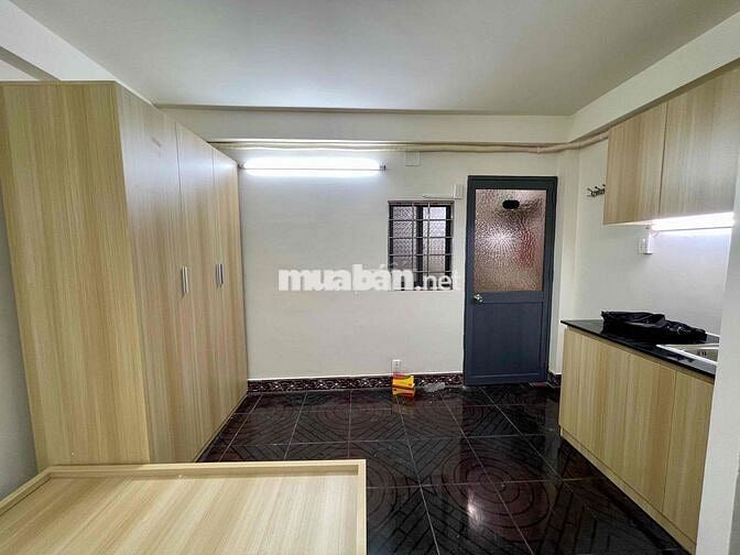 Khai trương phòng mới - Giá rẻ - Giáp quận 10 - Trống sẵn