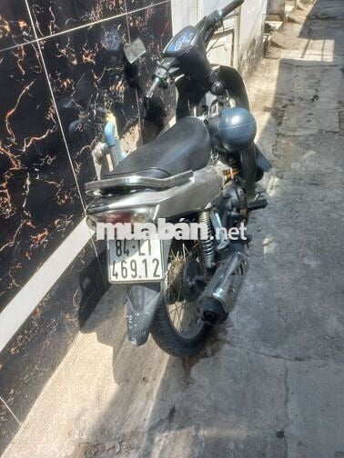 Yamaha Sirius Đen bạc