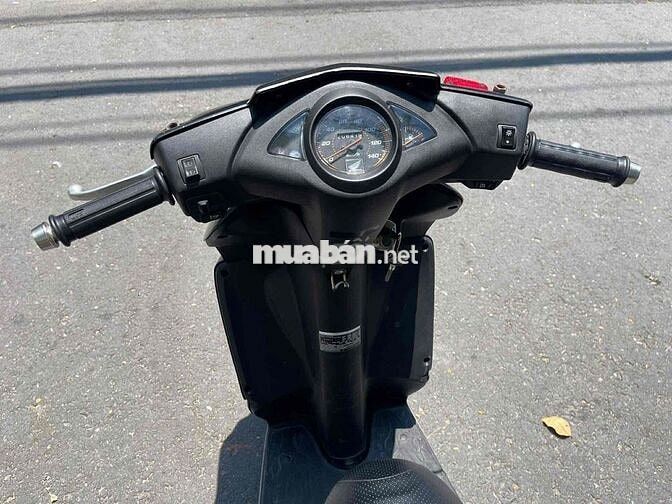 Honda Click Đỏ đen