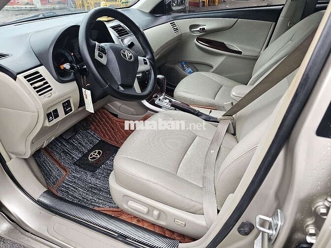 Toyota Altis 2011 2.0 Full Vàng cát