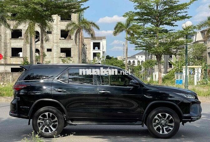 Toyota Fortuner Legender 2.7L 4x2 AT sản xuất 2024