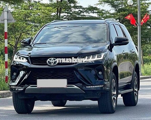 Toyota Fortuner Legender 2.7L 4x2 AT sản xuất 2024