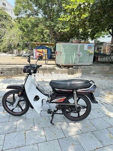 Honda Dream Loncin Trắng Đen