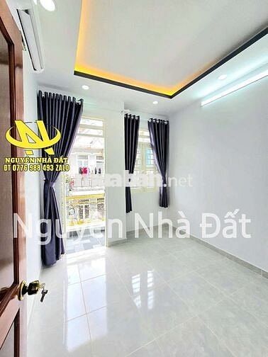 nhà có sổ hồng nhà phố liền kề đường trước nhà 6 m
