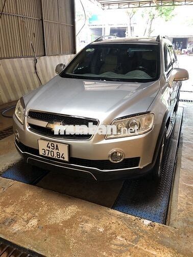 Chevrolet Captiva Bạc
