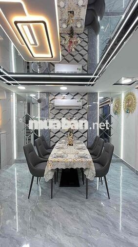 SIÊU PHẨM Ô TÔ NGỦ TRONG NHÀ, FULL NỘI THẤT VIP PRO