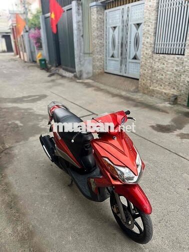Yamaha Luvias Đỏ