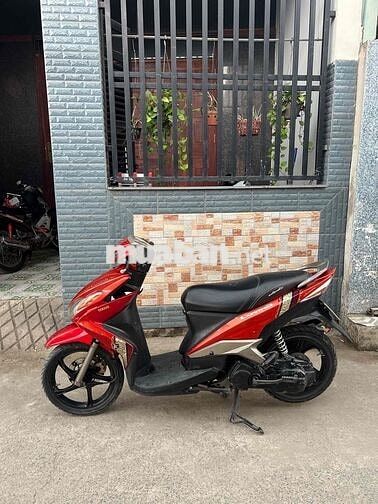 Yamaha Luvias Đỏ