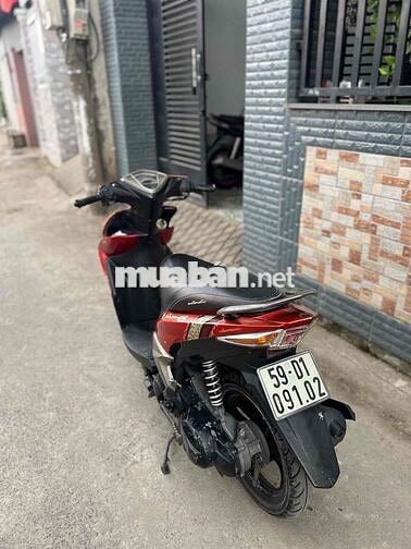 Yamaha Luvias Đỏ