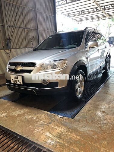 Chevrolet Captiva Bạc