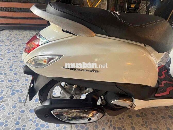 Yamaha Nozza Grande Trắng