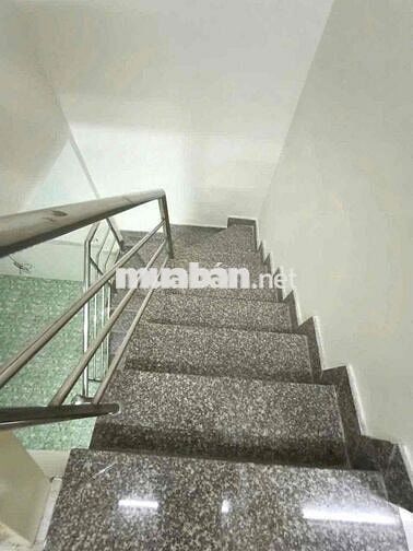 Cho thuê nhà nguyên căn Đường Lê Văn Sỹ P12 Quận 3