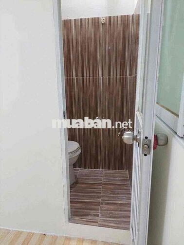 Cho thuê nhà nguyên căn Đường Lê Văn Sỹ P12 Quận 3