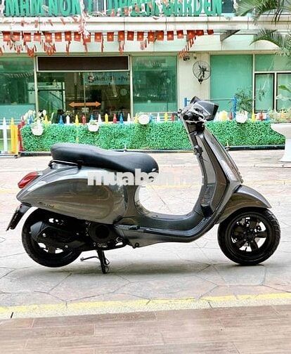 Vespa Sprint up xám lambo