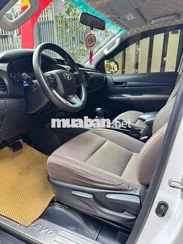 Toyota Hi Lux 2.4 E 2017 Trắng