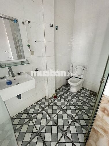 Nhà Mới 3x10m (1Lầu Đúc Suốt 2WC) Hẻm 4m Thông. Khu Hương Lộ 2.l