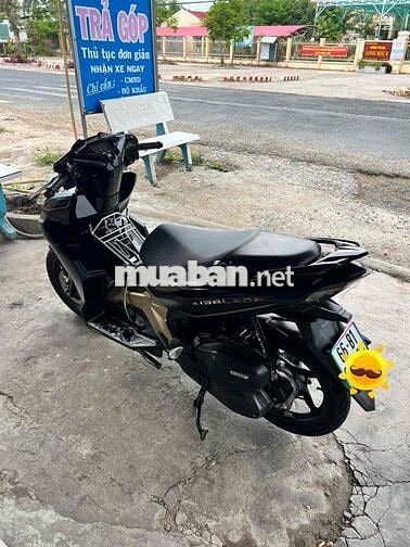 Honda Airblade Fi Cao cấp Đen nhám (trả góp)