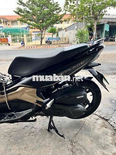 Honda Airblade Fi Cao cấp Đen nhám (trả góp)