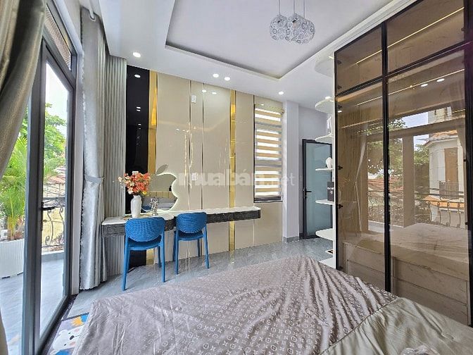 Bán Căn VlLLA 3 Tầng 2 Mặt Tiền 5m5 Điện Biên Phủ 