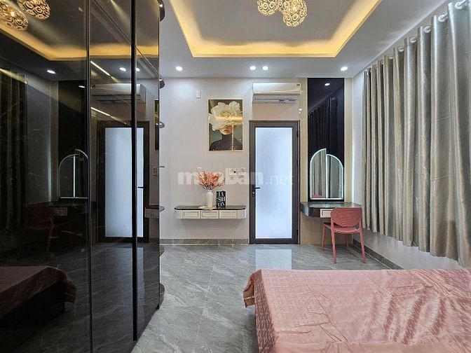 Bán Căn VlLLA 3 Tầng 2 Mặt Tiền 5m5 Điện Biên Phủ 