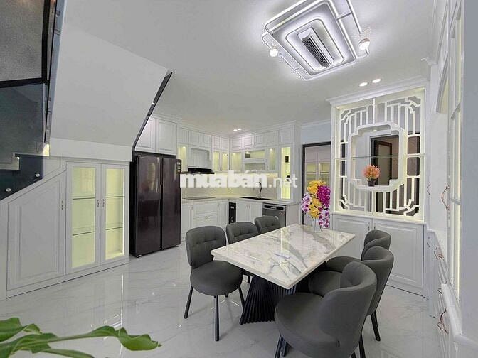 CHO THUÊ NHÀ 3 TẦNG FULL NỘI THẤT -ĐƯỜNG ĐẶNG HUY TRỨ, QUẬN LIÊN CHIỂU