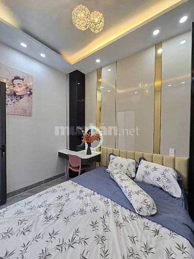 Bán Căn VlLLA 3 Tầng 2 Mặt Tiền 5m5 Điện Biên Phủ 