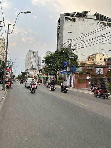 NHÀ HẺM  215 - NGUYỄN XÍ - BÁN 12 TỶ