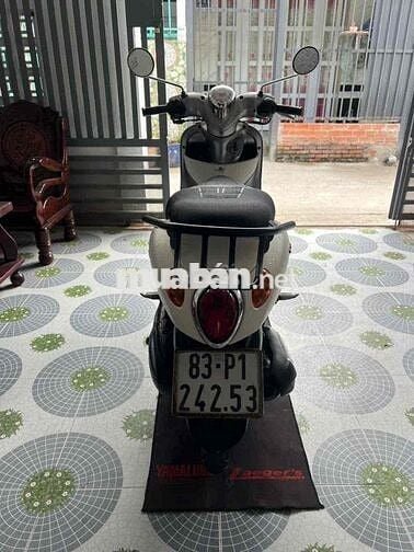Yamaha Classico màu Trắng
