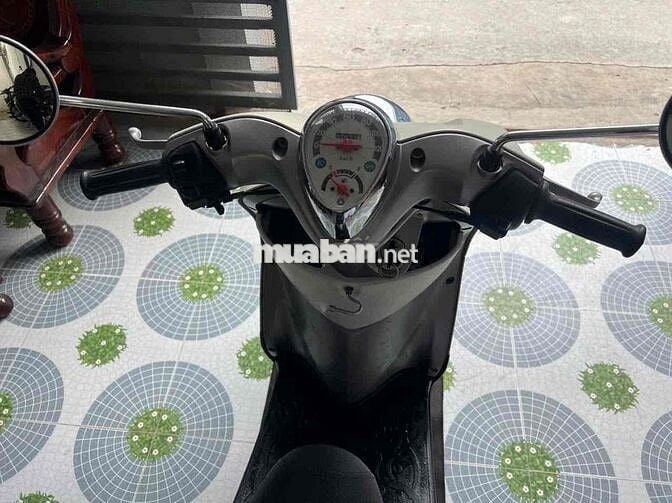 Yamaha Classico màu Trắng