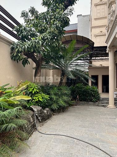Nhà biệt thự cần thanh khoản đổi chỗ ở