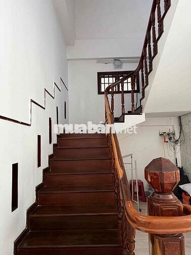 CHO THUÊ NHÀ - MẶT TIỀN ĐƯỜNG HÙNG VƯƠNG