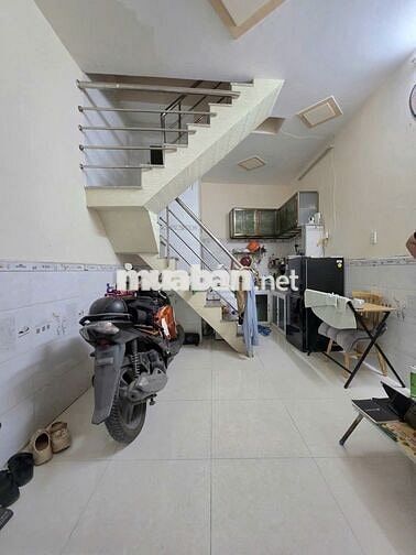 Nhà hẻm 2806 Huỳnh Tấn Phát, Nhà Bè