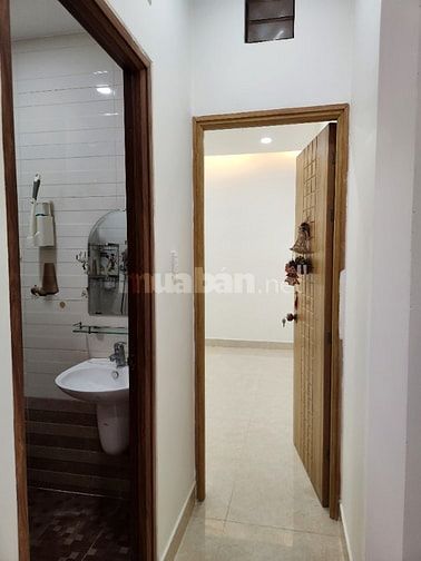Nhà Full Nội Thất 1 Trệt 2 Lầu, Trung Tâm Q.7, 4PN, 3WC, 861 TXS, 13tr