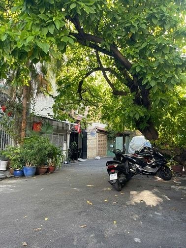 Bán đất cách ngã 4 Phú Nhuận tầm 100m, HXH, DT: 81m2 - Phan Đăng Lưu