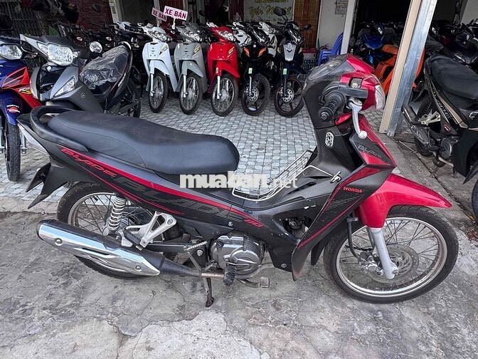Honda Blade Đỏ đen Zin