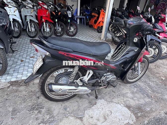Honda Blade Đỏ đen Zin