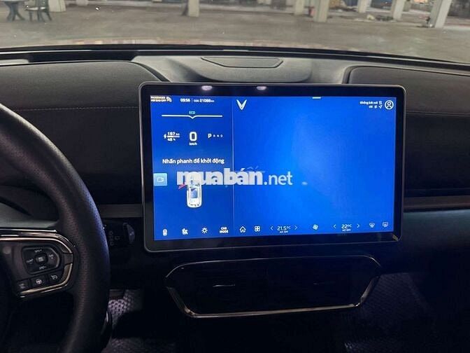 VinFast VF8 Plus Full Cam 2 vạn km