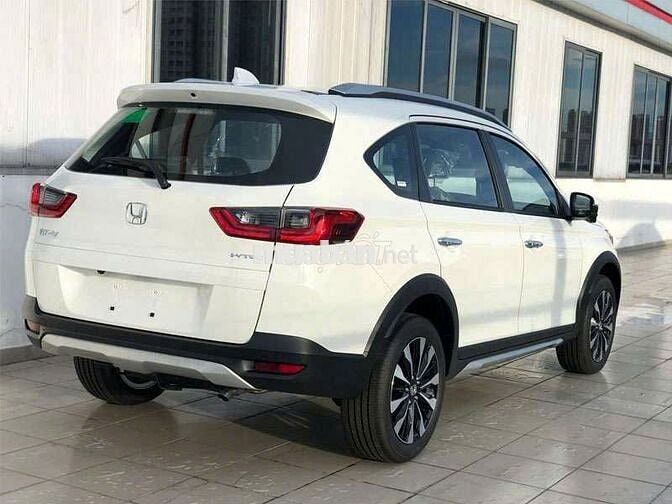 Honda BR-V L Trắng tặng gần 100% LPTB