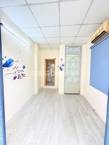 BÁN NHÀ HUỲNH VĂN BÁNH PHÚ NHUẬN 
