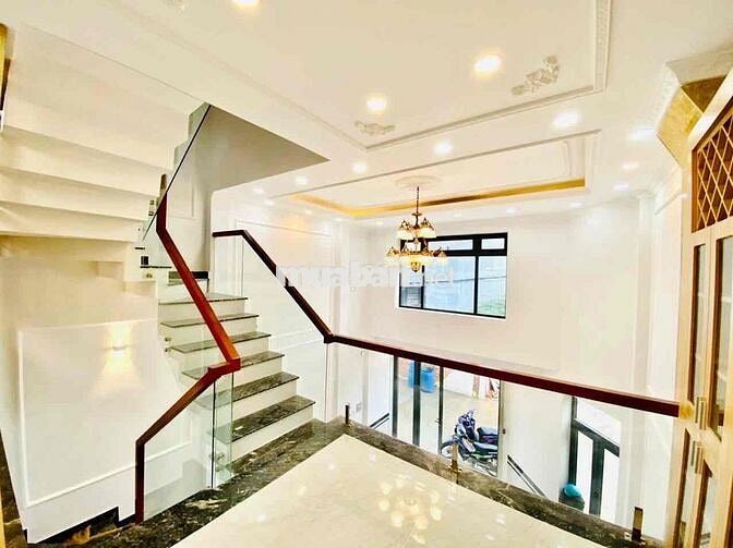 Chính chủ bán nhà 4 lầu DTSD 200m2 góc 2 mặt tiền HXH đường Cây Keo