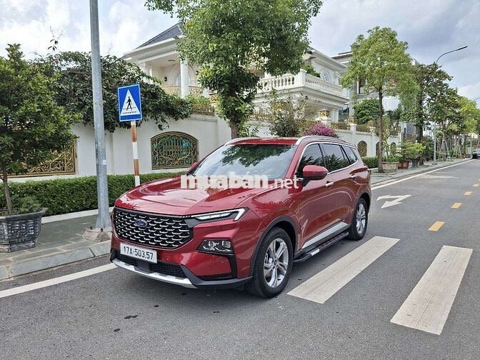 Ford Territory 2025 8000 km Đỏ