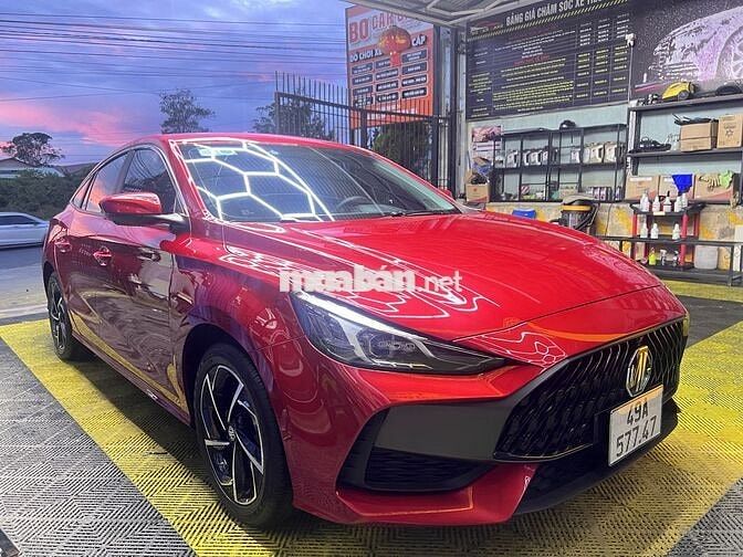 MG MG5 Luxury 2023 Đỏ 30.000 km