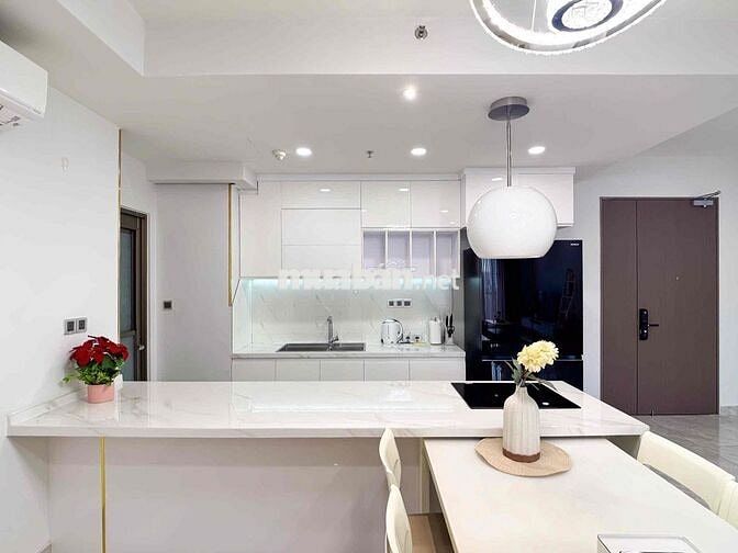 Cho thuê Midtown M8 3PN giá cực tốt chỉ 40tr/ tháng. Nhà đang trống !!